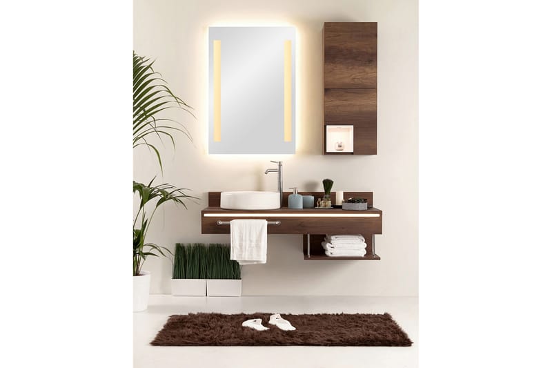 Spegel med LED-belysning Lina 50x70 cm - Mirrors and more - Belysning - Badrumslampa & badrumsbelysning - Badrumsspegel med belysning