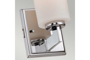 Vägglampa Quoizel Taylor 114x195x137 mm - 114x195x137 mm - Belysning - Badrumslampa & badrumsbelysning - Badrumslampa vägg