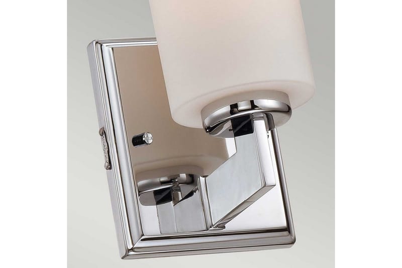 Vägglampa Quoizel Taylor 114x195x137 mm - 114x195x137 mm - Belysning - Badrumslampa & badrumsbelysning - Badrumslampa vägg