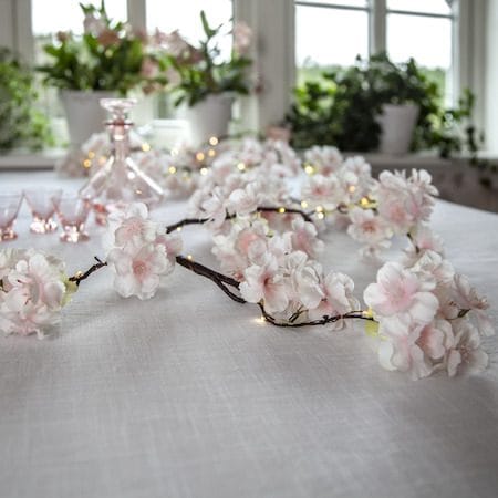 CherryFlower Girland 180 cm - Skir rosa - Belysning - Dekorationsbelysning - Dekorationsbelysning inomhus - Partyslinga