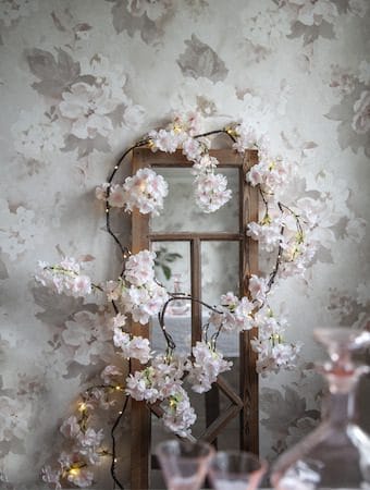 CherryFlower Girland 180 cm - Skir rosa - Belysning - Dekorationsbelysning - Dekorationsbelysning inomhus - Partyslinga