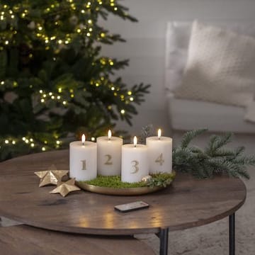 Flamme Advent LED Blockljus 4-pack 7.5 cm - vit med guldsiffror - Belysning - Dekorationsbelysning - Dekorationsbelysning inomhus - Batteridrivna ljus