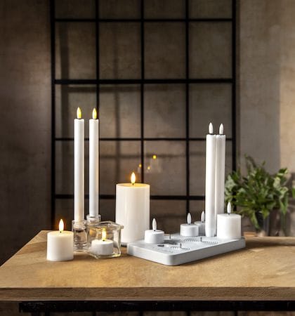 Flamme Charge LED Ljus 24 cm - vit - Belysning - Dekorationsbelysning - Dekorationsbelysning inomhus - Batteridrivna ljus