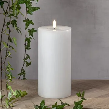 Flamme Flow Big LED Blockljus 22,5 cm - vit - Belysning - Dekorationsbelysning - Dekorationsbelysning inomhus - Batteridrivna ljus
