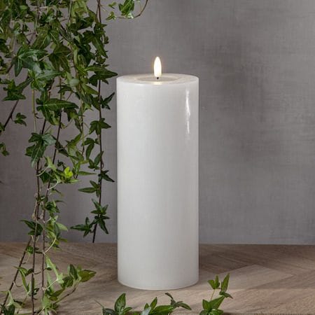 Flamme Flow Big LED Blockljus 27,5 cm - vit - Belysning - Dekorationsbelysning - Dekorationsbelysning inomhus - Batteridrivna ljus