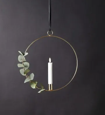 Flamme Ring Inomhusdekoration 28.5 cm - mässing/vit - Belysning - Dekorationsbelysning - Dekorationsbelysning inomhus - Batteridrivna ljus