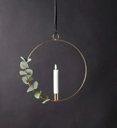 Flamme Ring Inomhusdekoration 28.5 cm - mässing/vit - Belysning - Dekorationsbelysning - Dekorationsbelysning inomhus - Batteridrivna ljus