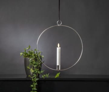 Flamme Ring Inomhusdekoration 28.5 cm - silver/vit - Belysning - Dekorationsbelysning - Dekorationsbelysning inomhus - Batteridrivna ljus