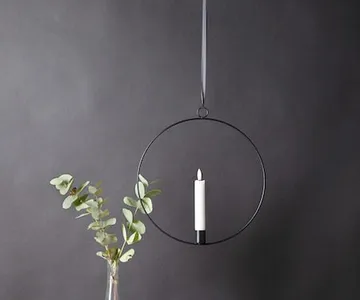 Flamme Ring Inomhusdekoration 28.5 cm - svart och vit - Belysning - Dekorationsbelysning - Dekorationsbelysning inomhus - Batteridrivna ljus