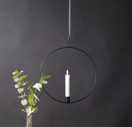 Flamme Ring Inomhusdekoration 28.5 cm, svart och vit