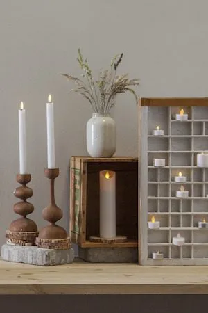 Flamme Rustic LED Antikljus 2-pack 25 cm - vit - Belysning - Dekorationsbelysning - Dekorationsbelysning inomhus - Batteridrivna ljus