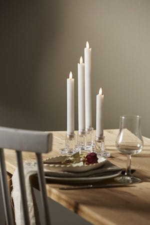 Flamme Rustic LED Antikljus 4-pack 28,5 cm - vit - Belysning - Dekorationsbelysning - Dekorationsbelysning inomhus - Batteridrivna ljus