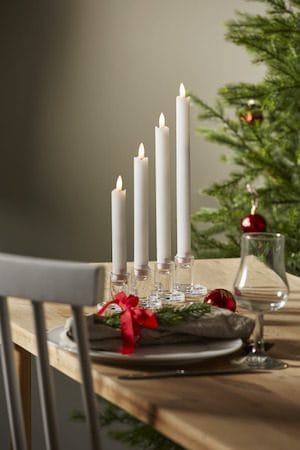 Flamme Rustic LED Antikljus 4-pack 28,5 cm - vit - Belysning - Dekorationsbelysning - Dekorationsbelysning inomhus - Batteridrivna ljus