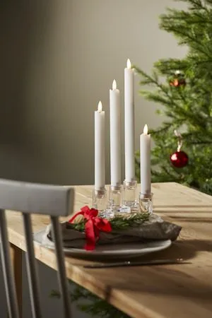 Flamme Rustic LED Antikljus 4-pack 28,5 cm - vit - Belysning - Dekorationsbelysning - Dekorationsbelysning inomhus - Batteridrivna ljus