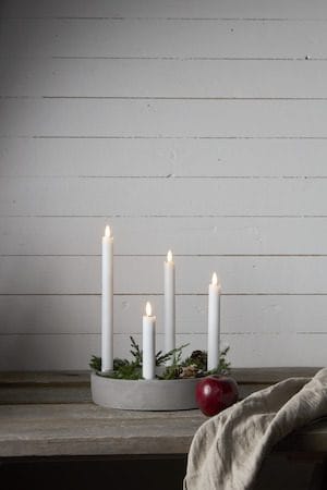 Flamme Rustic LED Antikljus 4-pack 28,5 cm - vit - Belysning - Dekorationsbelysning - Dekorationsbelysning inomhus - Batteridrivna ljus
