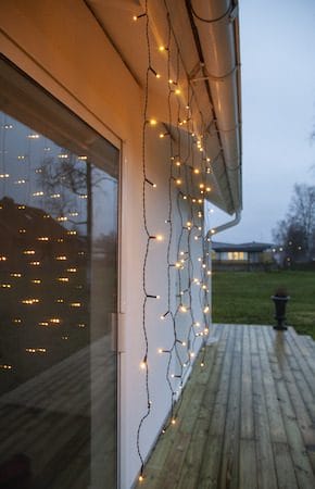 LED-ljusgardin Jul Golden Warm White 130x130 cm 80 ljus - Svart - Belysning - Dekorationsbelysning - Dekorationsbelysning utomhus - Ljusslinga utomhus