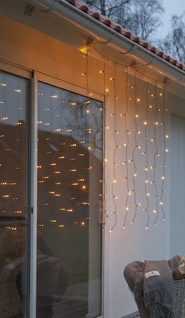 LED-ljusgardin Jul Golden Warm White 130x130 cm 80 ljus - Svart - Belysning - Dekorationsbelysning - Dekorationsbelysning utomhus - Ljusslinga utomhus