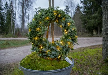 LED-ljusslinga Jul Dew Drop Micro 7 m 96 ljus Varmvit Batteridriven - Transparent - Belysning - Dekorationsbelysning - Dekorationsbelysning utomhus - Ljusslinga utomhus