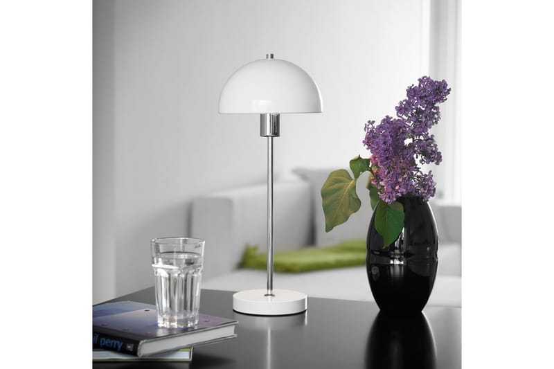 Bordslampa Vienda 20 cm Rund Glas/Krom/Vit - Herstal - Fönsterlampa - Bordslampa - Fönsterlampa på fot - Hall lampa - Sängbordslampa