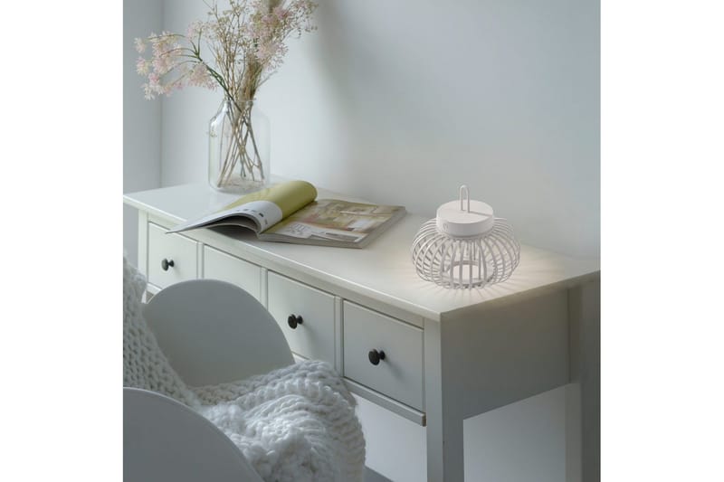 Akuba Just Light Taklampa - White - Belysning - Lampor & belysning inomhus - Fönsterlampa