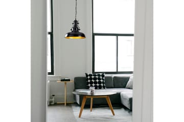 Ljuskrona Giada Svart Triangel En Fattning - Svart - Belysning - Lampor & belysning inomhus - Fönsterlampa