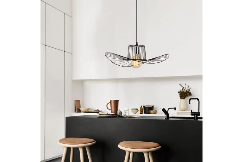 Ljuskrona Majrulato Black - Diameter: 49 cm - Belysning - Lampor & belysning inomhus - Fönsterlampa