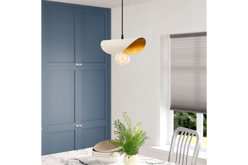 Ljuskrona Sugana Kurvig Vit / Rany - Vit / Rany - Belysning - Lampor & belysning inomhus - Fönsterlampa