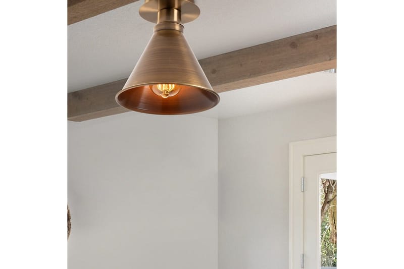 Taklampa Adrim Koppar Triangel En Sockel - Koppar - Belysning - Lampor & belysning inomhus - Fönsterlampa