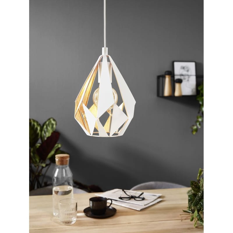 Taklampa Carlton - 20,5 cm - Belysning - Lampor & belysning inomhus - Fönsterlampa