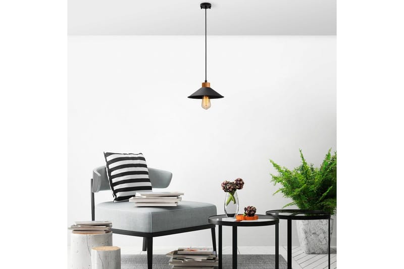 Taklampa Rate 3 Svart - Svart - Belysning - Lampor & belysning inomhus - Fönsterlampa