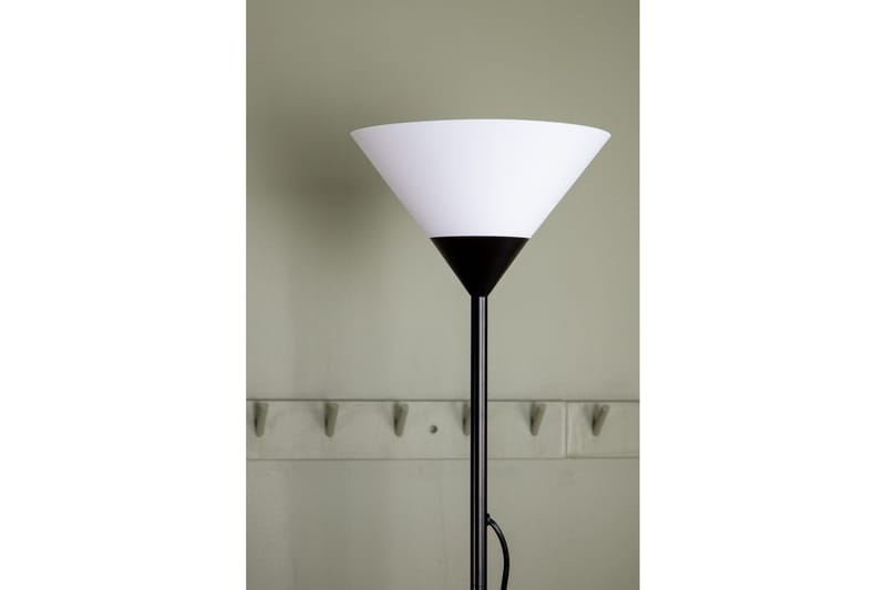 Golvlampa Batang Svart/Vit - Venture Home - Hall lampa - Uplight golvlampa - Golvlampa