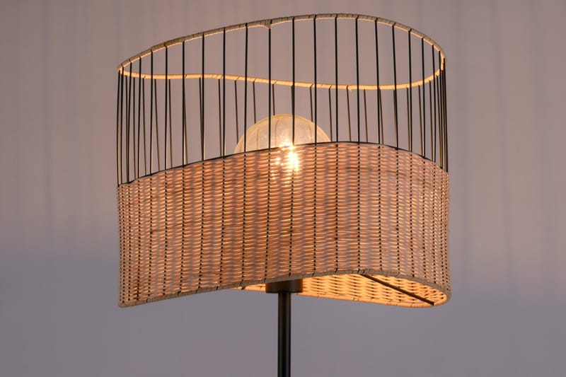 Golvlampa Corionto - Svart - Golvlampa - Hall lampa