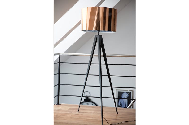 Golvlampa Stiletto 156 cm - Koppar - Belysning - Lampor & belysning inomhus - Golvlampa