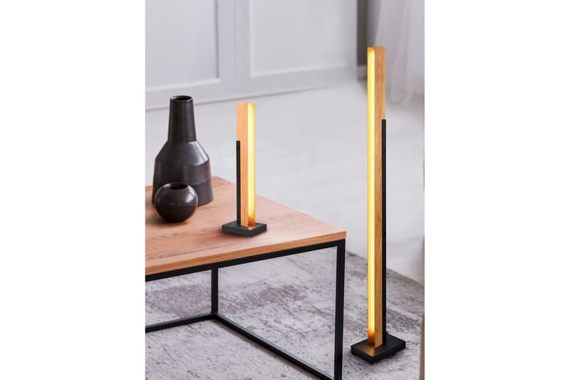Kerala LED Golvlampa mattsvart/ trä - Matt Svart/Trä - Belysning - Lampor & belysning inomhus - Golvlampa
