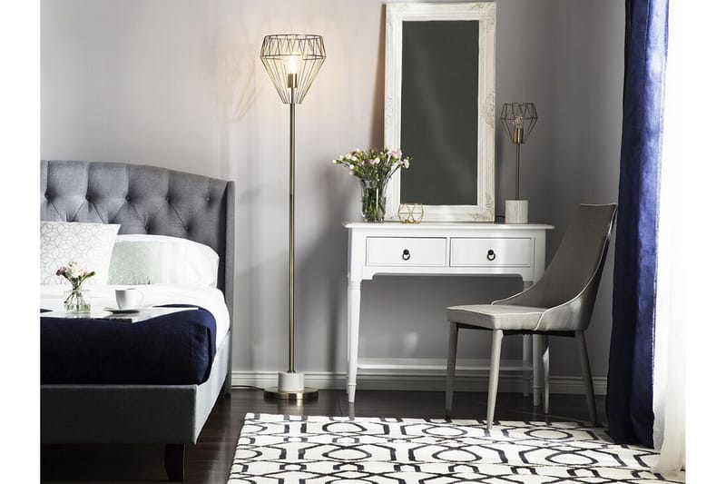 Mooni Golvlampa 160 cm - Mässing - Belysning - Lampor & belysning inomhus - Golvlampa