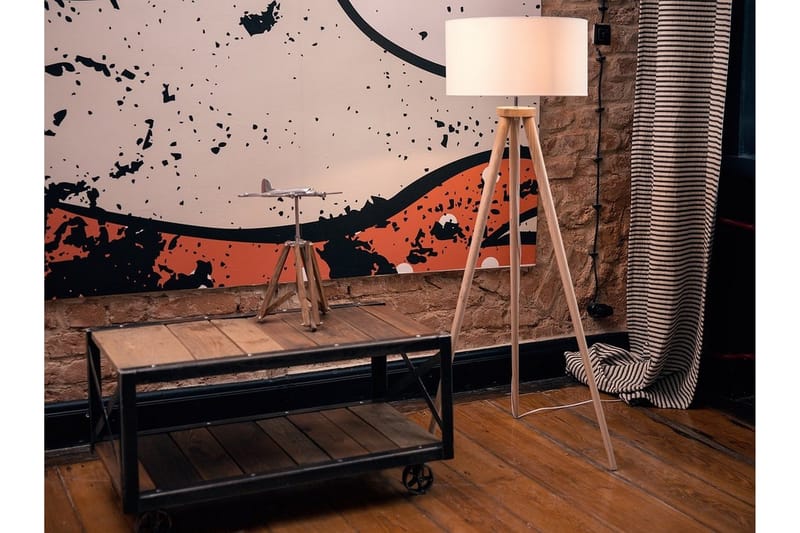 Nitra Golvlampa 142 cm - Vit - Belysning - Lampor & belysning inomhus - Golvlampa