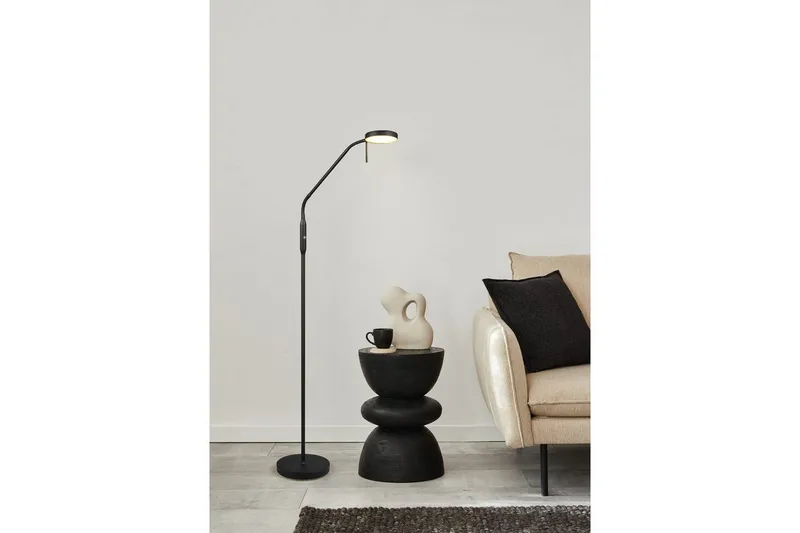 Golvlampa TRIO Moreno Mattsvart - Mattsvart - Belysning - Lampor & belysning inomhus - Golvlampa