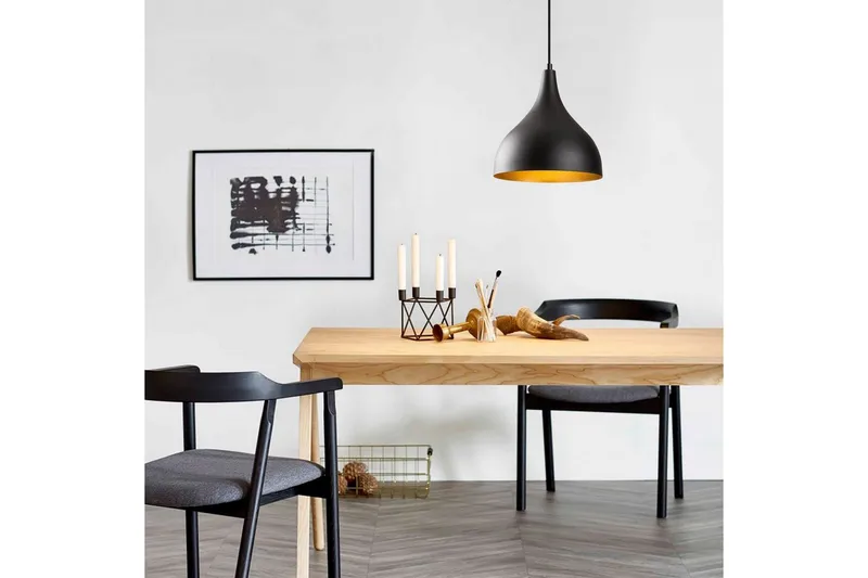 Ljuskrona Rathour Vanguard Svart / Rany - Guld/Svart - Belysning - Lampor & belysning inomhus - Sovrumslampa - Taklampa sovrum