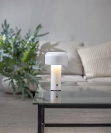 Bobby Bordslampa 12.5 cm - vit - Belysning - Lampor & belysning inomhus - Sovrumslampa - Sänglampa - Sängbordslampa