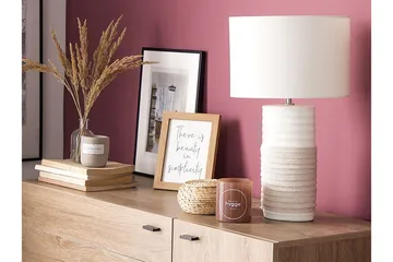 Navia Bordslampa 30 cm - Vit - Belysning - Lampor & belysning inomhus - Sovrumslampa - Sänglampa - Sängbordslampa