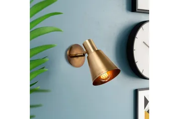 Vägglampa Gullis Triangular Antik - Guld - Belysning - Lampor & belysning inomhus - Sovrumslampa - Sänglampa - Sänglampa vägg