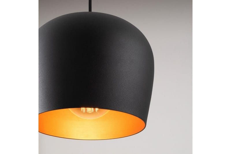 Ljuskrona Zana Svart / Röd Horisontal Tre - Red/Svart - Belysning - Lampor & belysning inomhus - Taklampa & takbelysning - Kökslampa & taklampa kök