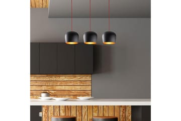 Ljuskrona Zana Svart / Röd Horisontal Tre - Red/Svart - Belysning - Lampor & belysning inomhus - Taklampa & takbelysning - Kökslampa & taklampa kök