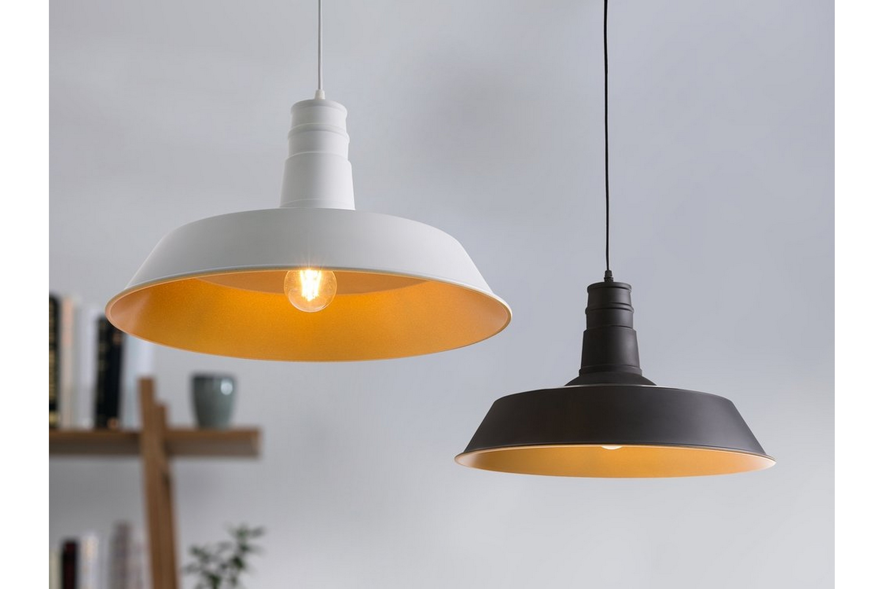 Taklampa Bayou 9 cm Vit