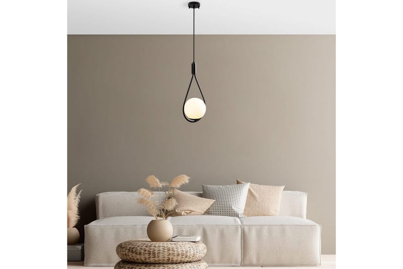 Taklampa Rate 8 Svart - Svart - Belysning - Lampor & belysning inomhus - Taklampa & takbelysning - Kökslampa & taklampa kök