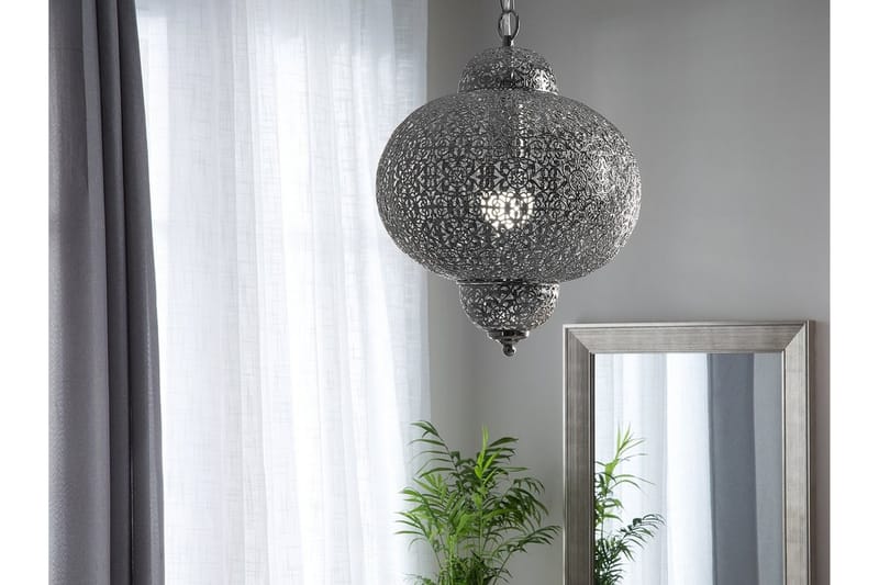 Taklampa Tyne 30 cm - Silver - Taklampa sovrum - Kökslampa & taklampa kök - Hall lampa - Fönsterlampa - Pendellampa & hänglampa - Taklampa vardagsrum - Fönsterlampa hängande - Taklampa & takbelysning