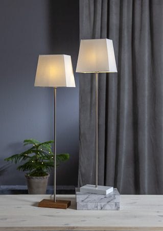 Moa Fot, skärm & stjärna 82 cm - vit och ek - Belysning - Julbelysning - Jullampor