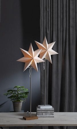 Moa Fot, skärm & stjärna 82 cm - vit och ek - Belysning - Julbelysning - Jullampor