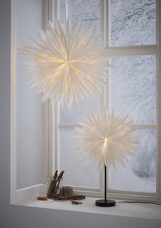 Winter Pappersstjärna 60 cm - Vit med guldprickar - Belysning - Julbelysning - Jullampor