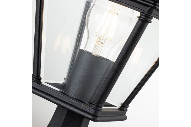 Bayview Elstead Lighting Utomhuslampa - Black - Belysning - Utelampor & utomhusbelysning - Stolplykta & grindlykta